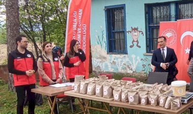 Köyümüz Okul Bahçesinde Yöresel Ürün Yetiştiriciliği Adına Toplantı Yapıldı